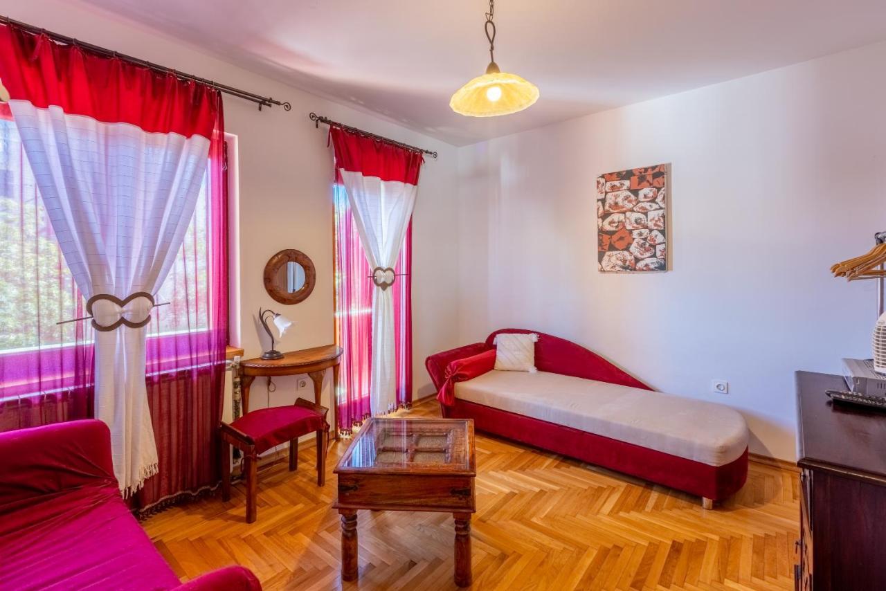 Apartments Villa Mavero Banjole Extérieur photo