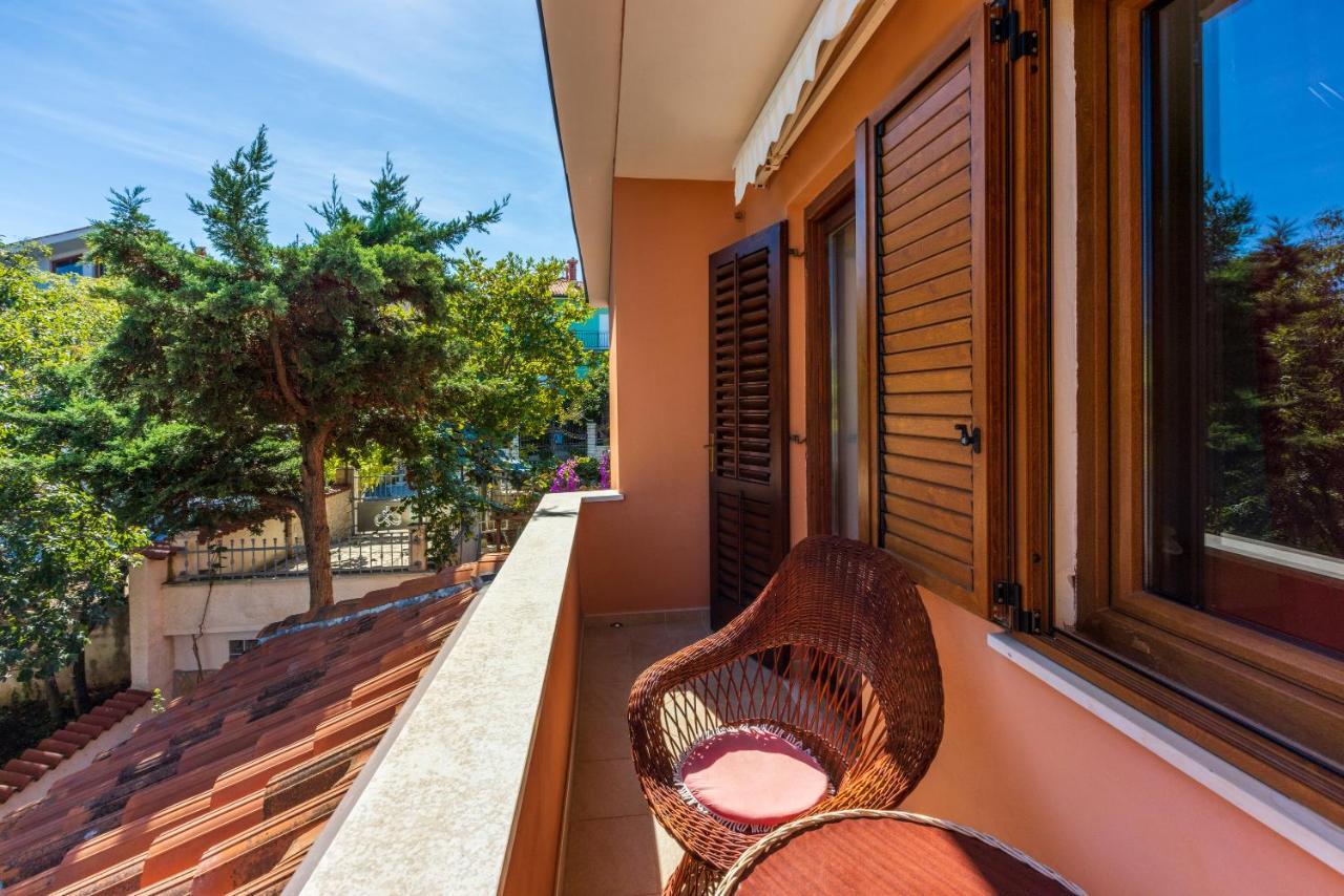 Apartments Villa Mavero Banjole Extérieur photo