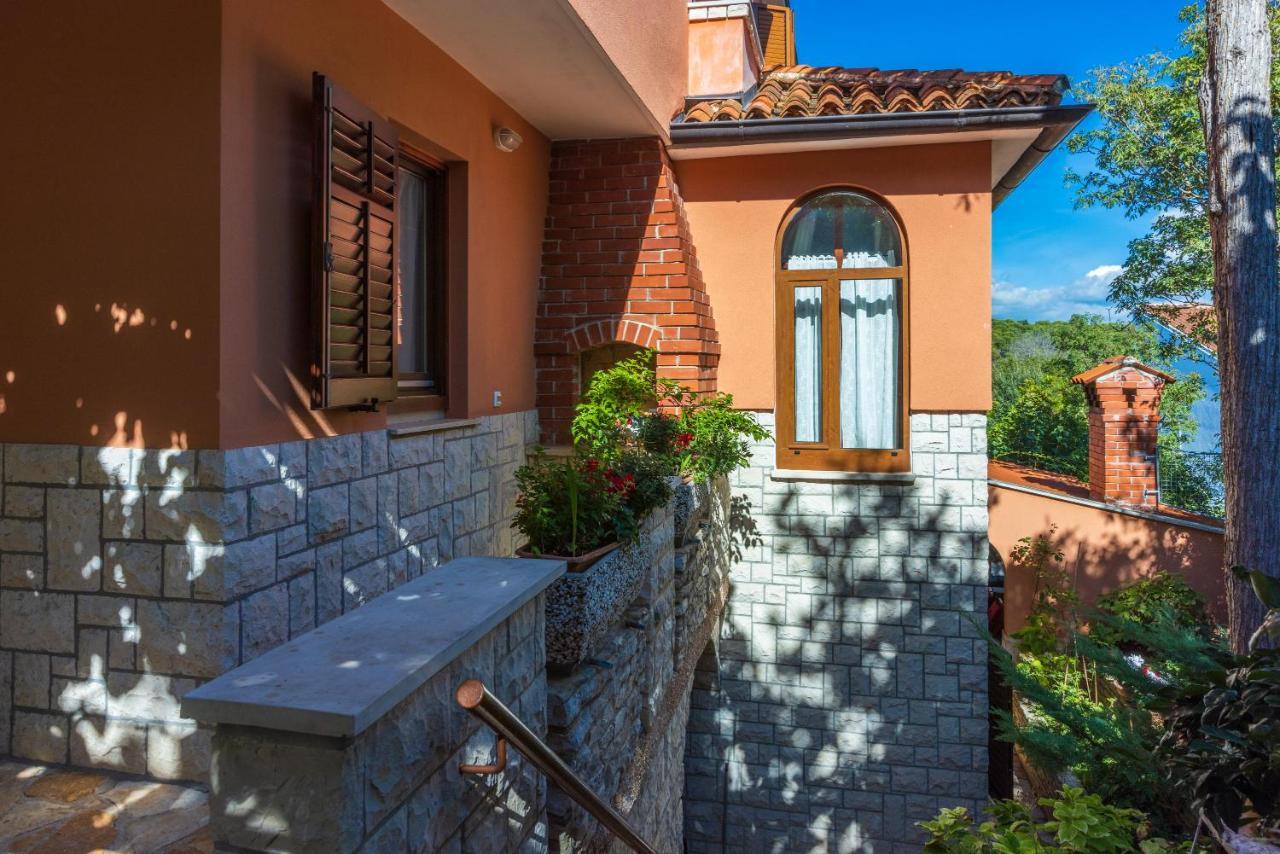 Apartments Villa Mavero Banjole Extérieur photo