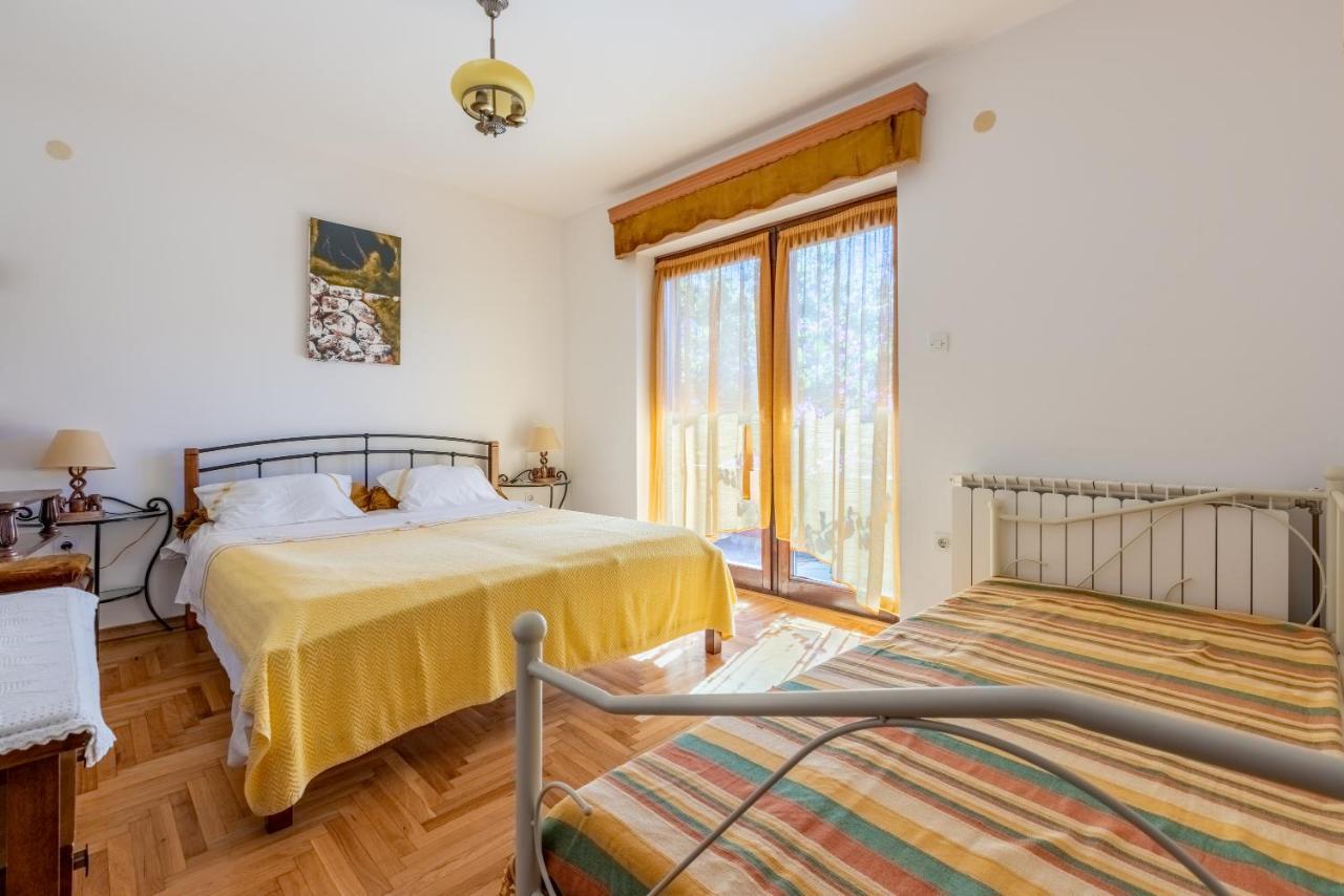 Apartments Villa Mavero Banjole Extérieur photo