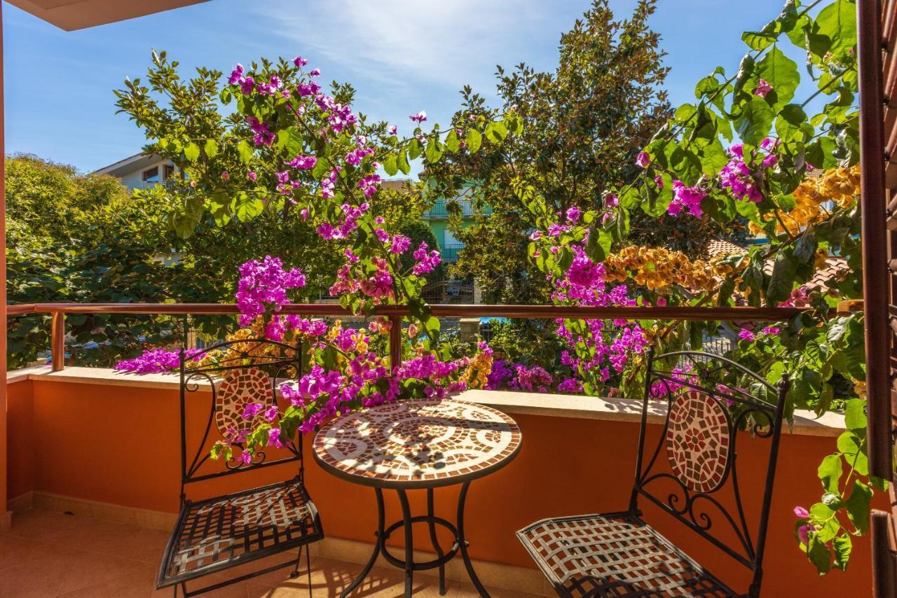 Apartments Villa Mavero Banjole Extérieur photo