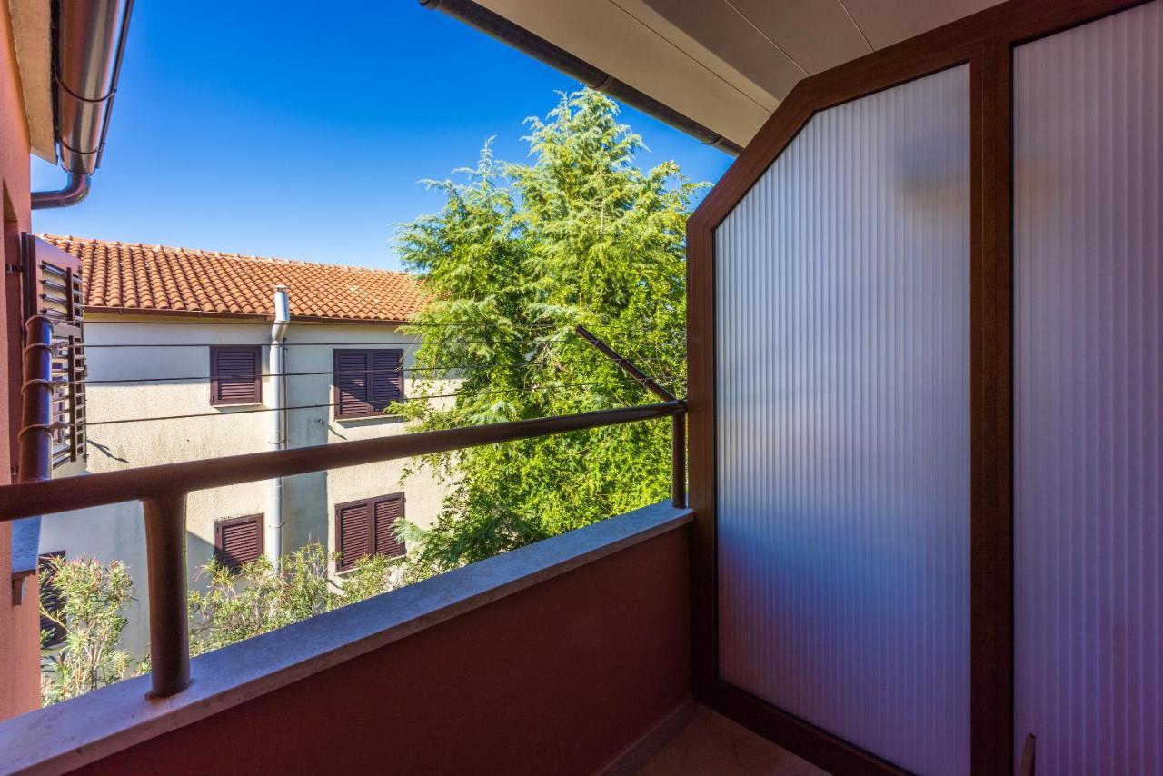 Apartments Villa Mavero Banjole Extérieur photo