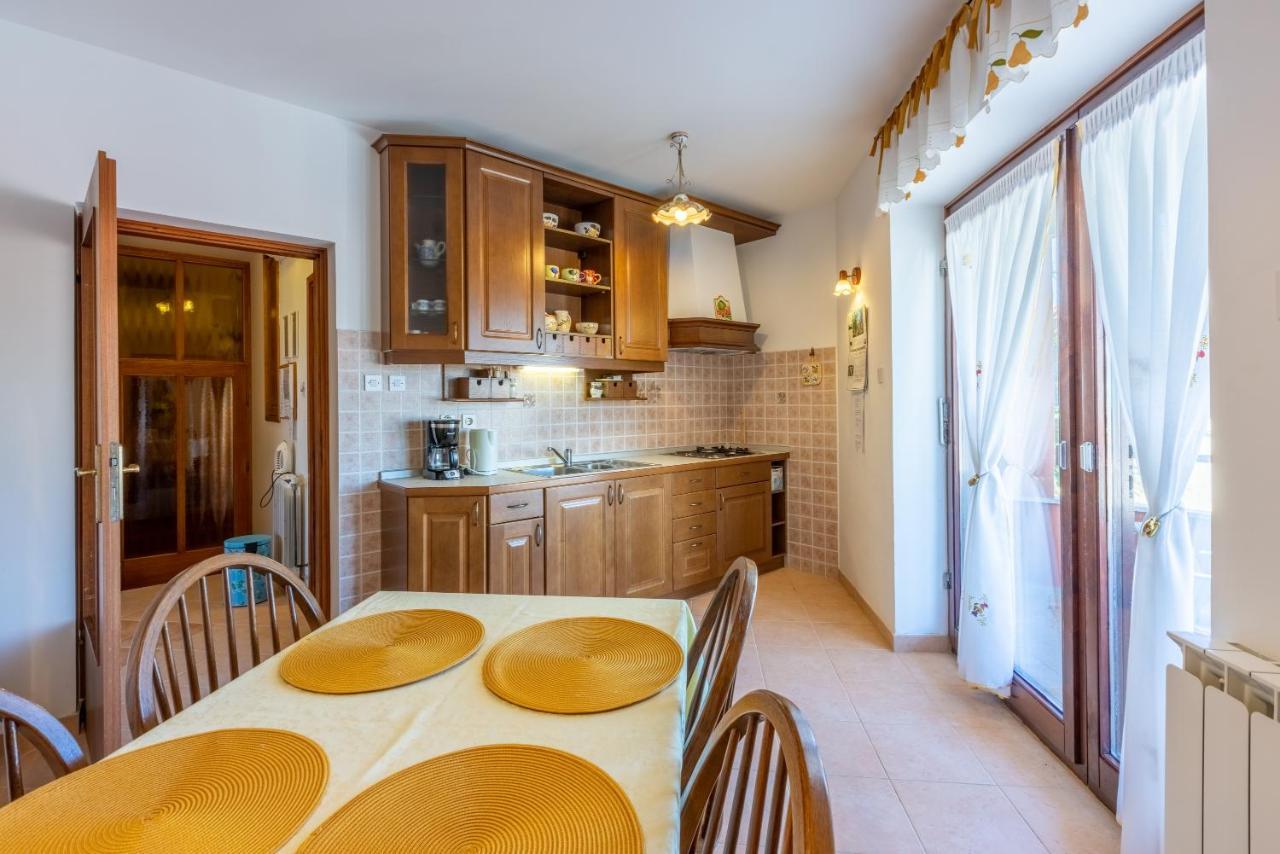 Apartments Villa Mavero Banjole Extérieur photo