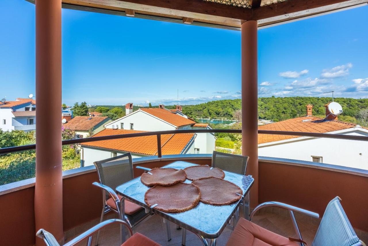 Apartments Villa Mavero Banjole Extérieur photo