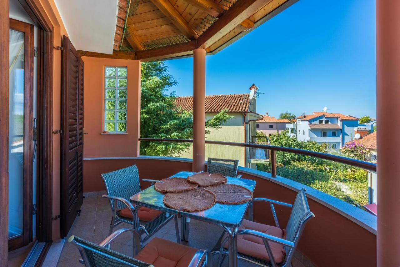 Apartments Villa Mavero Banjole Extérieur photo