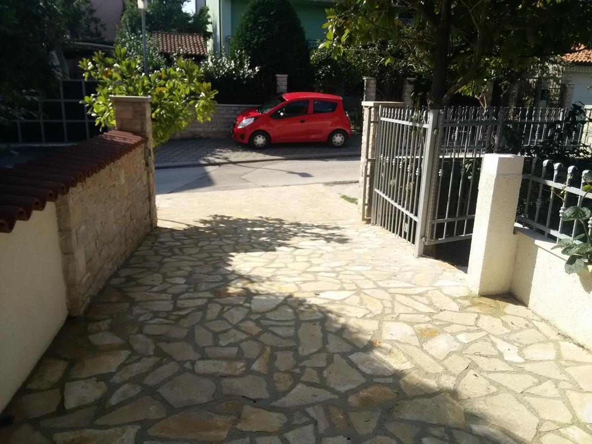 Apartments Villa Mavero Banjole Extérieur photo